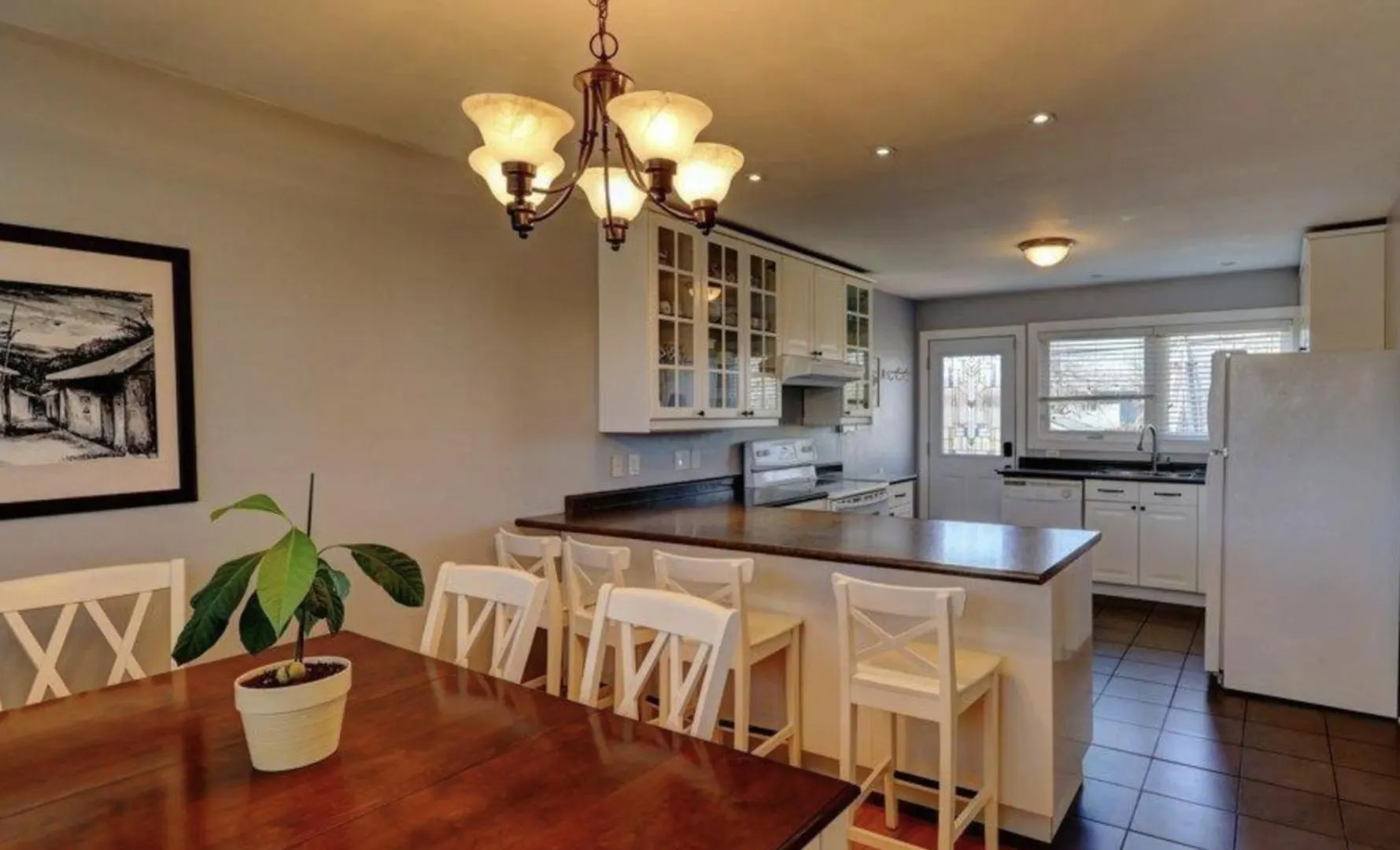Eastwood Excellence Villa Edmonton